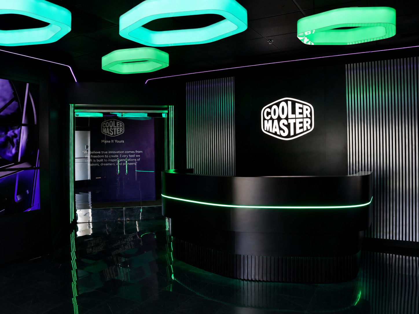 Cooler Master exhibit 3 by AMG
